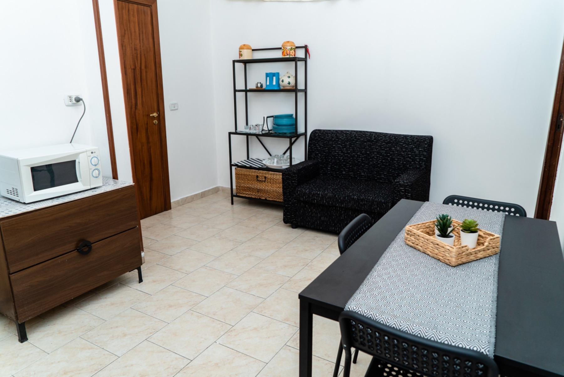 Living area with dining table